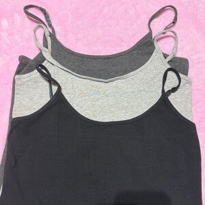 Bundle of 3 | Amazon Essentials | Women's Tank Tops | Size medium